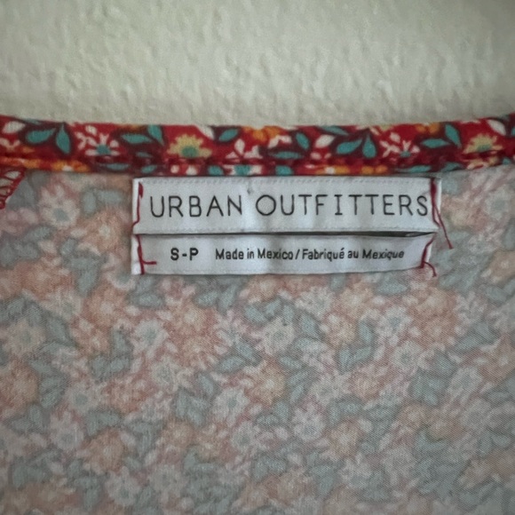 Urban outfitters Red floral tiered dress - Picture 2 of 3